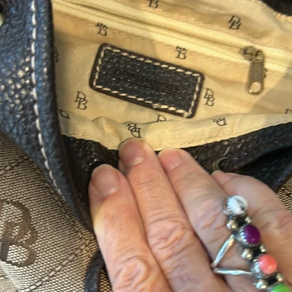 Dooney & Bourke Brown and Tan Shoulder Bag 10 x 12 x 6 drawstring closure - Picture 7 of 10